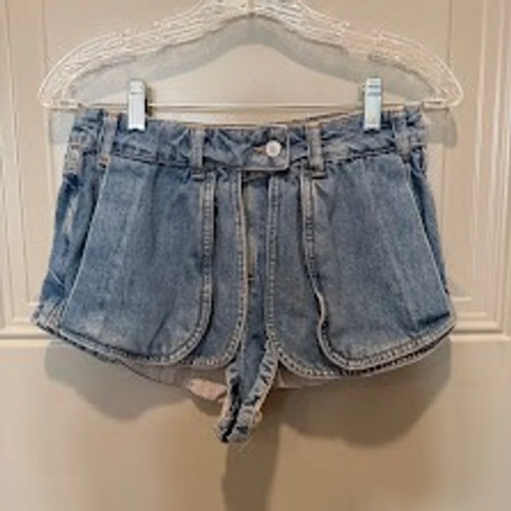 Free People We The Free Prince Street Denim Shorts Size 27 - Picture 1 of 5